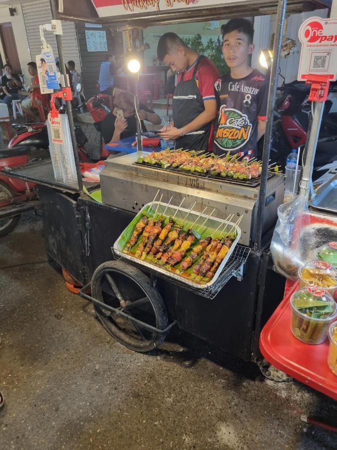 Khampiane Hotel Ban Nongdouang 外观 照片